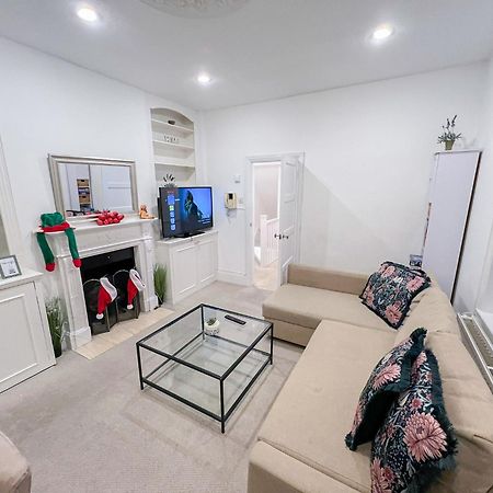 Lovely 3 Bedroom Maisonette With Private Roof Terrace In Hammersmith Londres Exterior foto