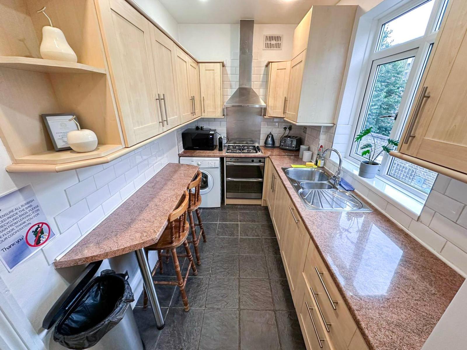 Lovely 3 Bedroom Maisonette With Private Roof Terrace In Hammersmith Londres Exterior foto